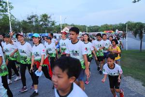 BIB: 
                            <button type="button" onclick="openModal(3628855)" class="btn btn-primary btn-sm float-right btn-popup" data-toggle="modal" data-target=".modal-high-quality">
                        <i class="fas fa-shopping-cart"></i> Add to Cart
                    </button>
                                            <button type="button" onclick="isThisMe(3628855, true)" class="btn btn-success btn-sm float-right btn-popup btn-isme hidden" data-toggle="tooltip" data-placement="bottom" title="นี่คือรูปของคุณใช่ไหม คลิกที่นี่เพื่อเอาเข้าอัลบั้ม">
                        <i class="fas fa-plus"></i> Add to album
                    </button>
                    <button type="button" onclick="isThisMe(3628855, false)" class="btn btn-warning btn-sm float-right btn-popup btn-isnotme hidden">
                        <i class="fas fa-ban"></i> Remove from album
                    </button>